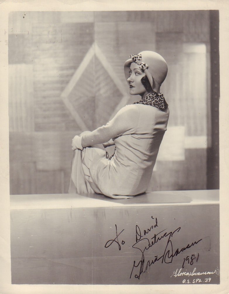 Gloria Swanson signed photograph (1 of 1)