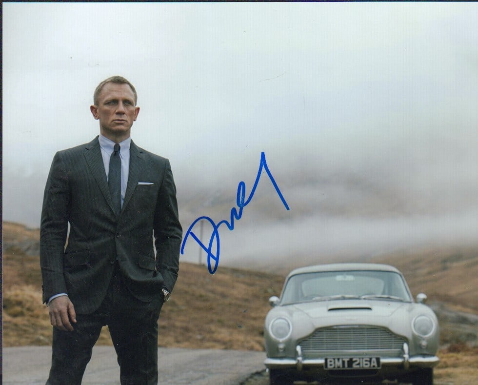 Daniel Craig signed photograph as James Bond (1 of 1)