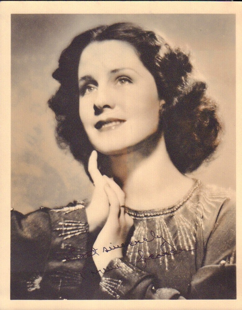 Norma Shearer signed photograph (1 of 1)