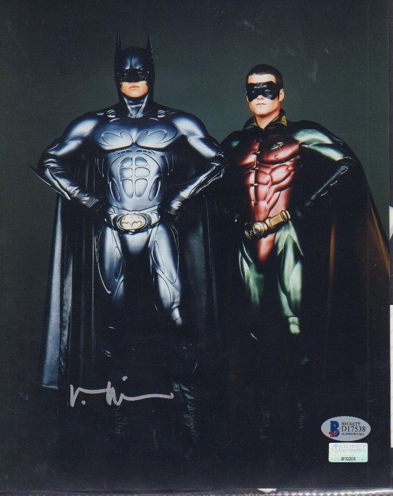 Val Kilmer signed photograph: As Batman with his personal hologram AND a Beckett Witnessed sticker too This item comes with a fully illustrated serial numbered letter of authenticity guaranteeing its authenticity for the life of t