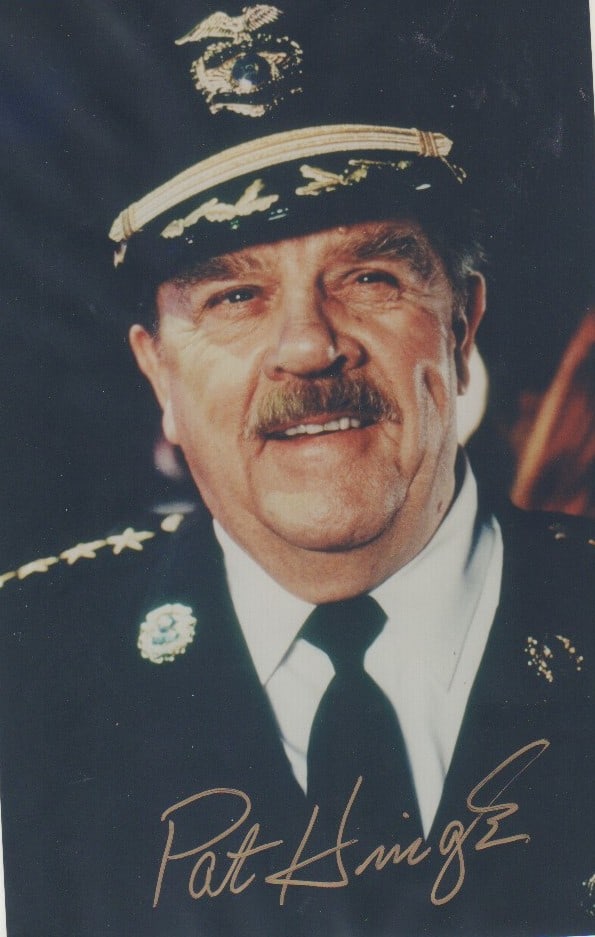 Pat Hingle signed photograph (1 of 1)