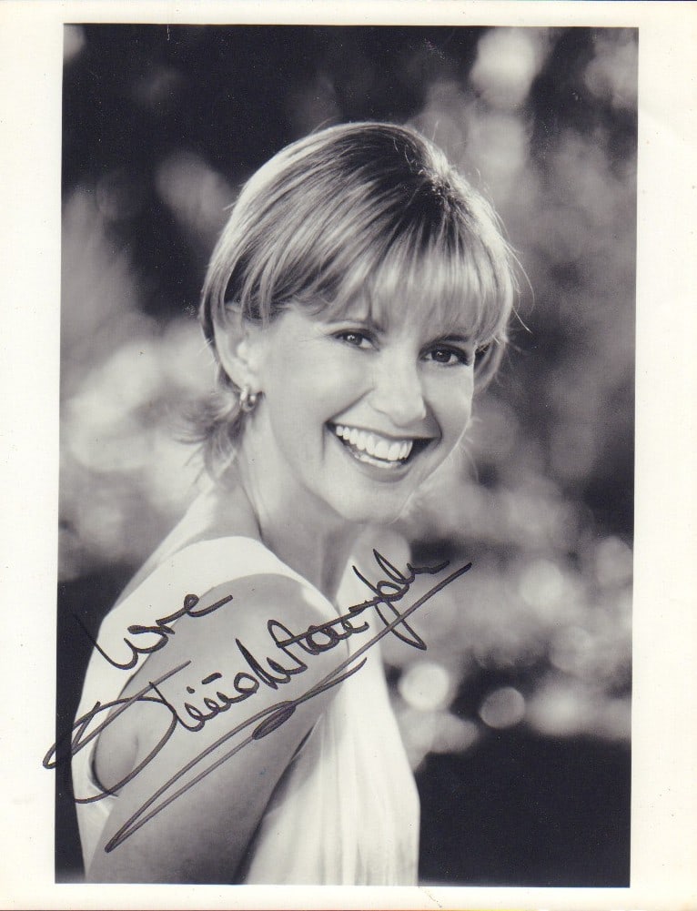 Olivia Newton John signed photograph (1 of 1)