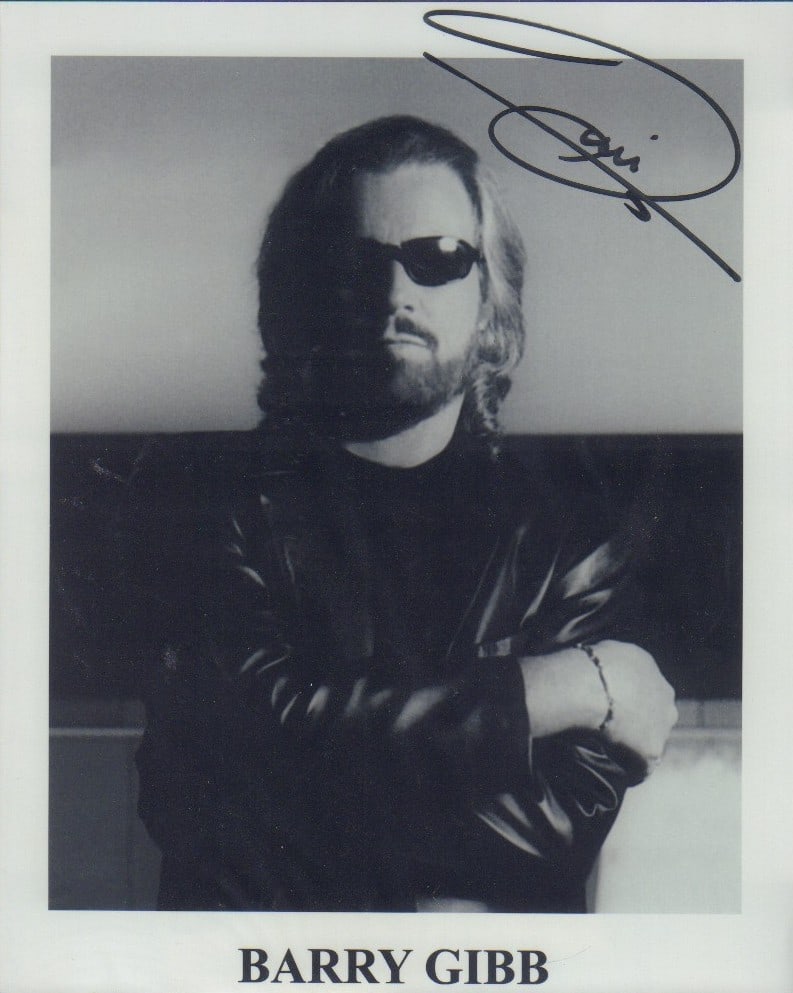Barry Gibb signed photograph (1 of 1)