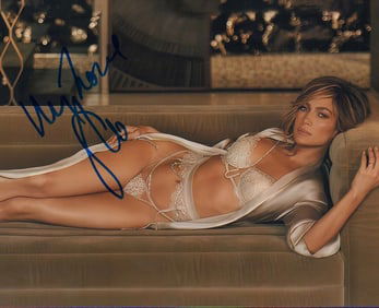 Jennifer Lopez signed photograph