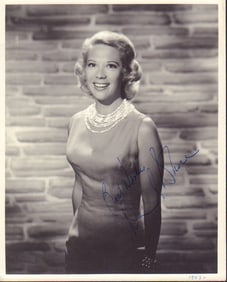 Dinah Shore signed photograph