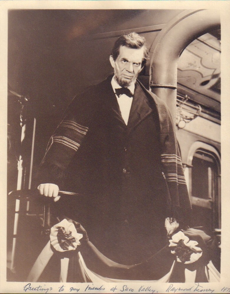Raymond Massey signed photograph (1 of 1)