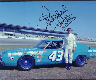 Richard Petty signed photograph