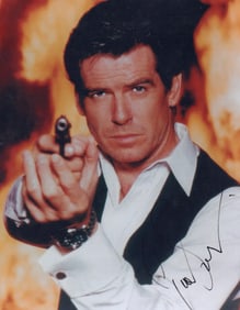 Pierce Brosnan James Bond signed 11x14 photograph