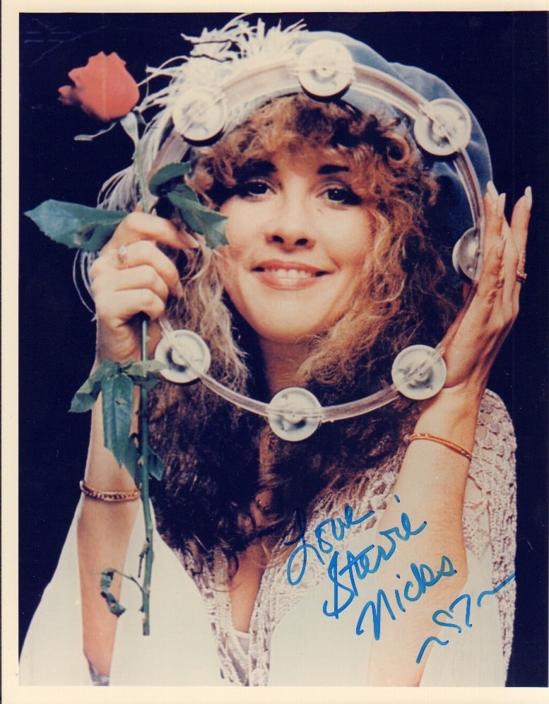 Stevie Nicks signed photograph (1 of 1)