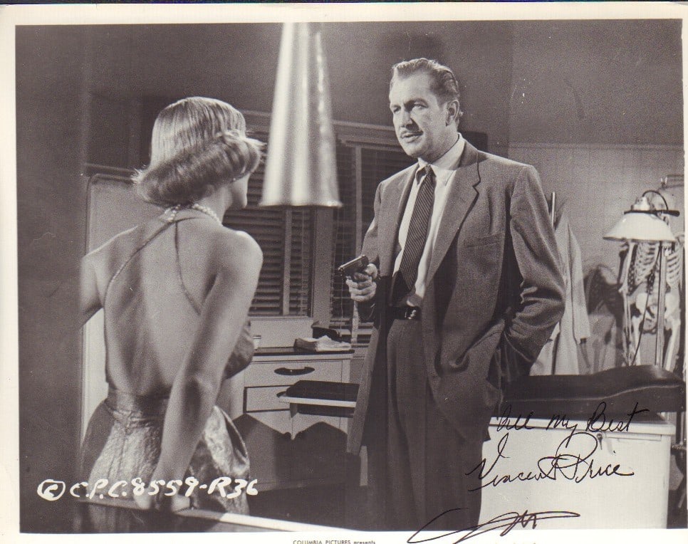 Vincent Price signed photograph (1 of 1)