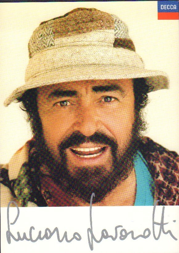 Lucianno Pavarotti signed photo (1 of 1)
