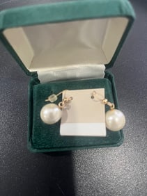 Julia Roberts Pretty Woman earrings