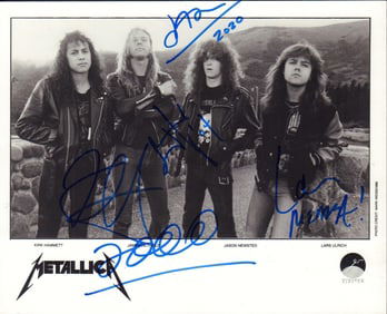 Metallica signed photograph