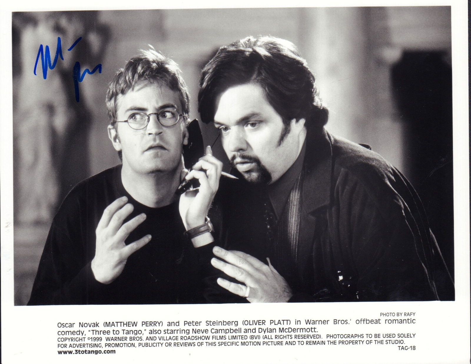 Matthew Perry signed photograph (1 of 1)