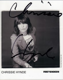 Chrissie Hynde signed photograph