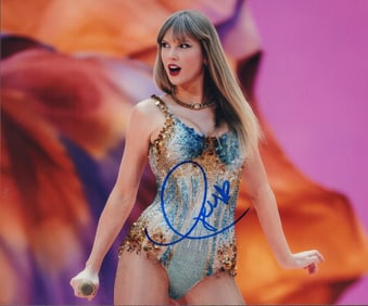 Taylor Swift signed photograph