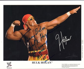 Hulk Hogan signed photo