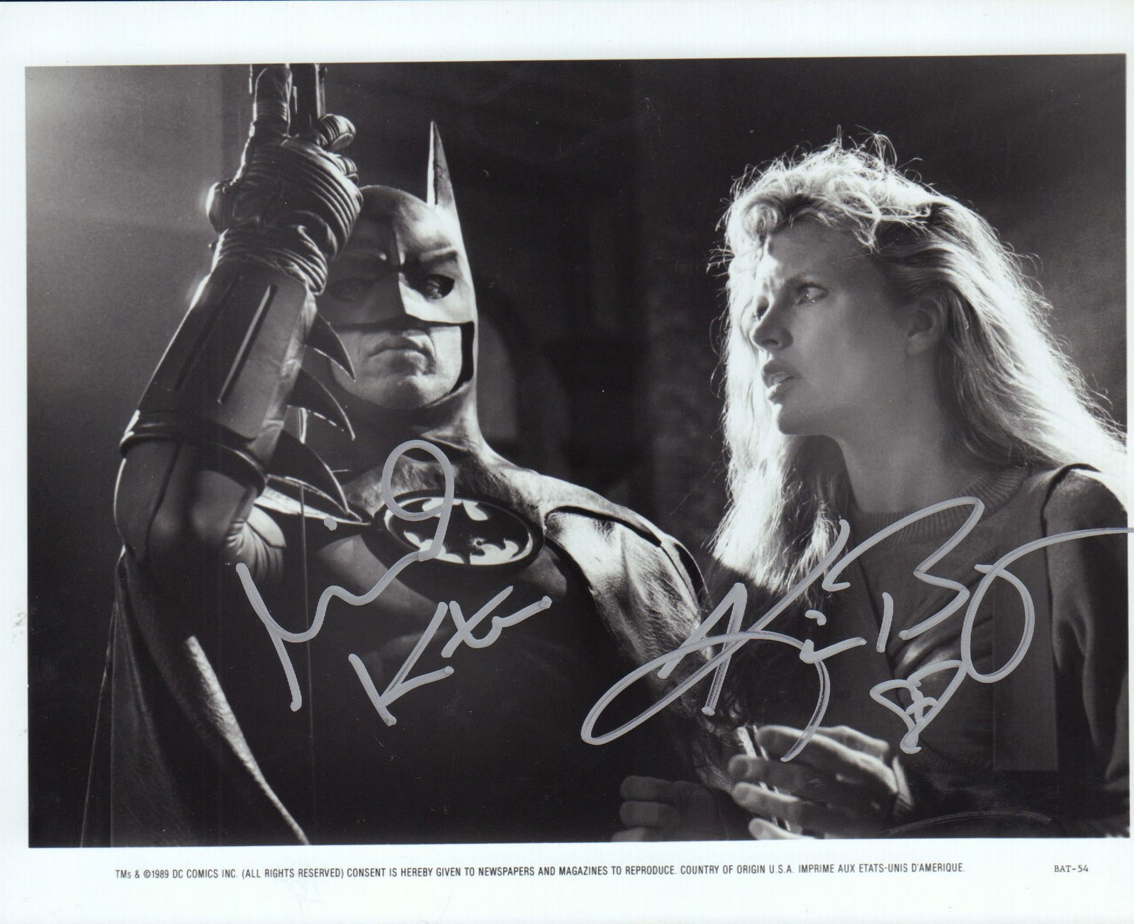 Michael Keaton and Kim Bassinger signed photograph (1 of 1)
