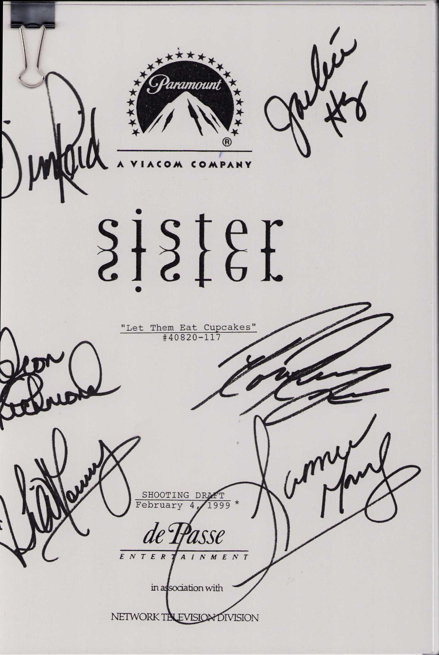 Sister Sister cast signed script (1 of 1)
