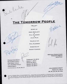 Tommorrow People cast signed script