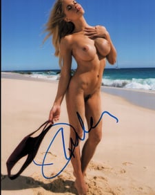 Pamela Anderson signed nude photo