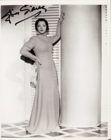 Sylvia Sidney signed photograph