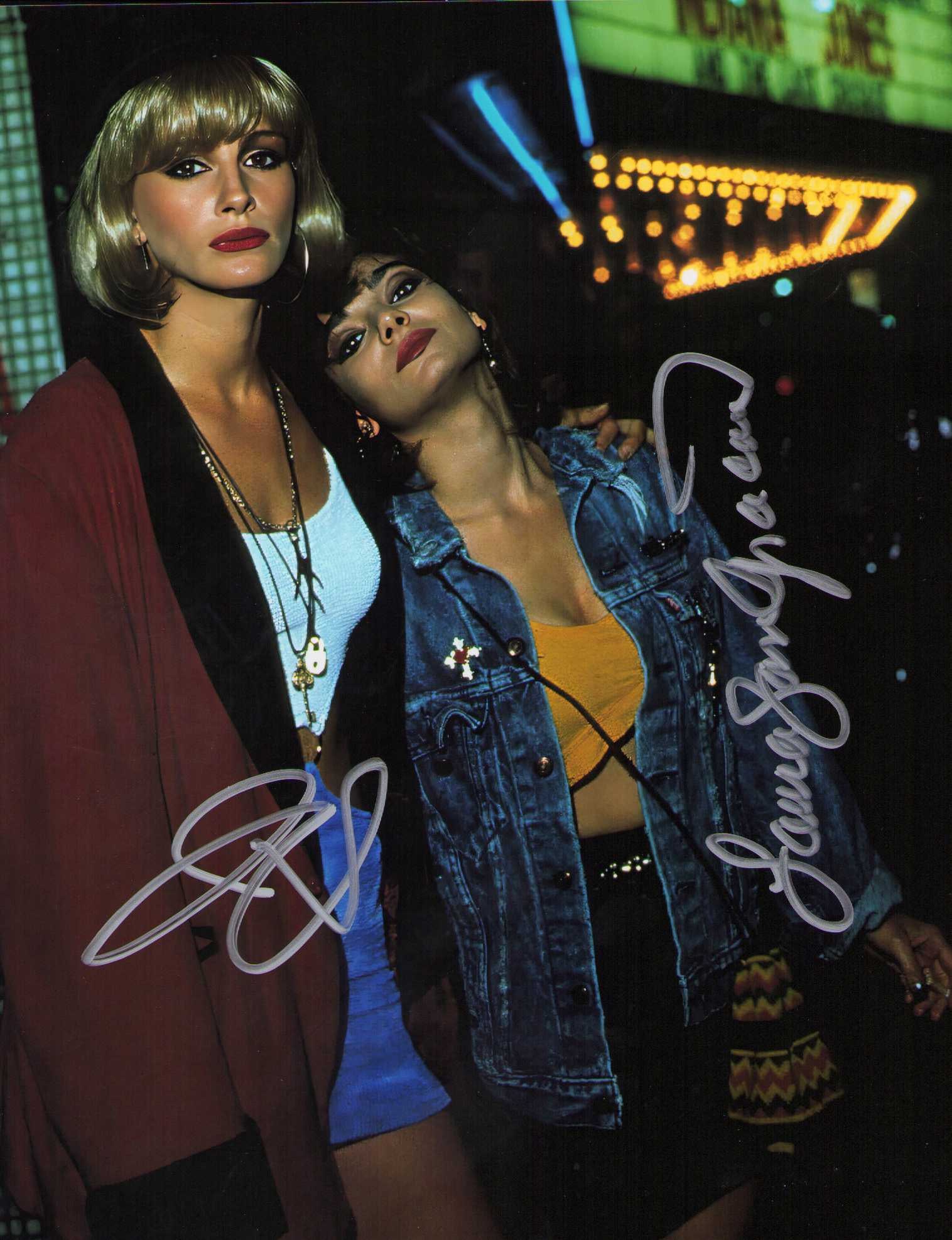 Pretty Woman cast signed photograph (1 of 1)