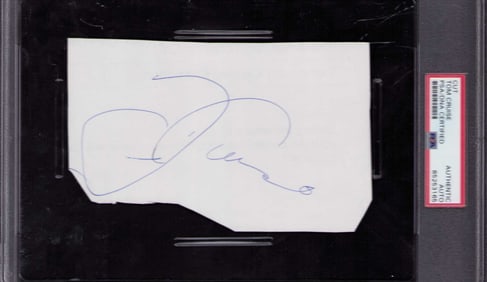 Tom Cruise signature PSA DNA slabbed