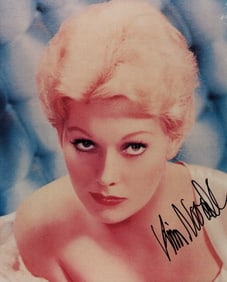 Kim Novak signed photograph