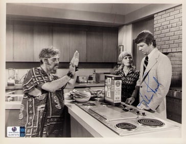 Robert Reed rare Brady Bunch signed photograph