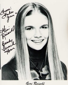 Geri Reischl signed photograph