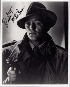 Robert Mitchum signed photograph