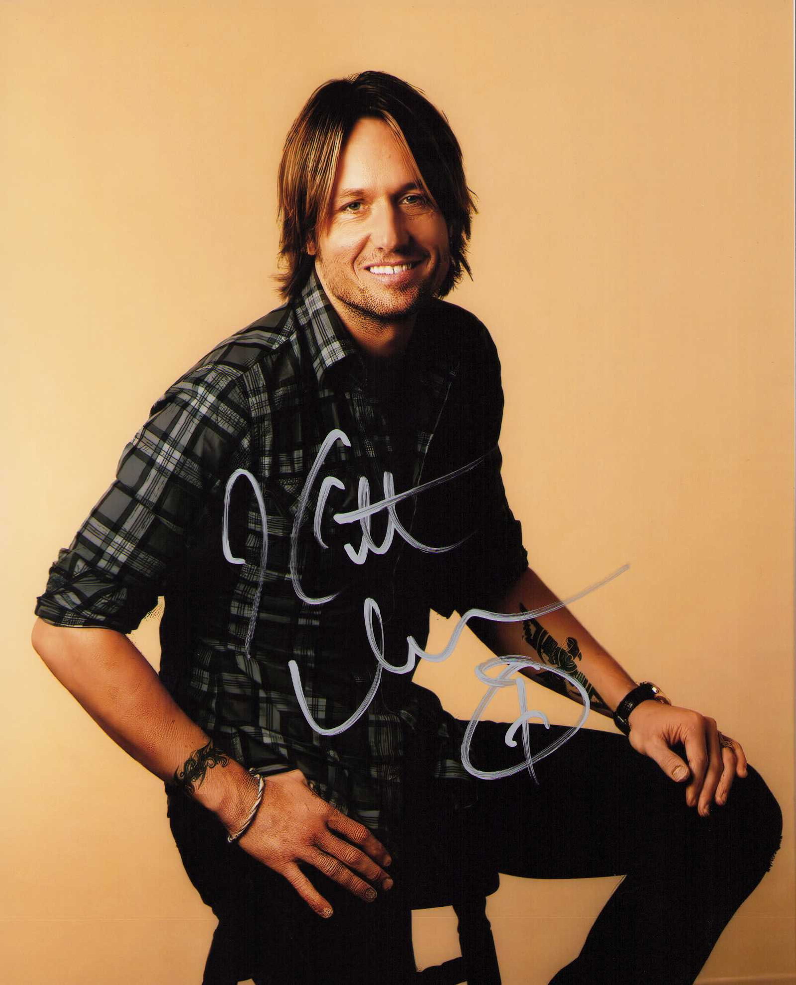 Keith Urban signed photograph (1 of 1)