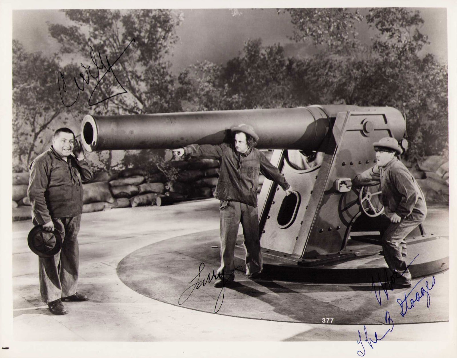 3 Stooges rare signed photograph (1 of 1)