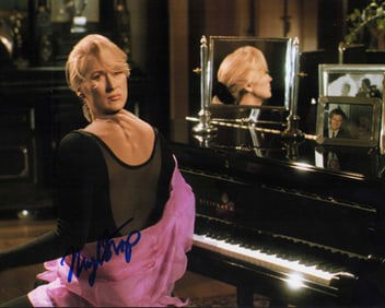 Meryl Streep Deathj Becomes Her signed photograph