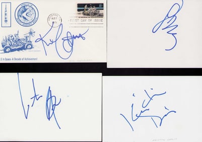 Sex and the City cast set of signatures