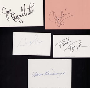 Murphy Brown cast set of signatures