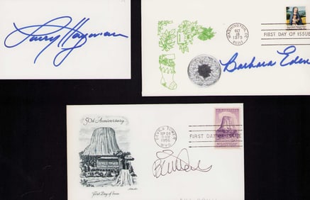 I Dream of Jeannie cast set of signatures