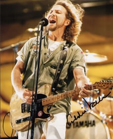 Eddie Vedder signed photo