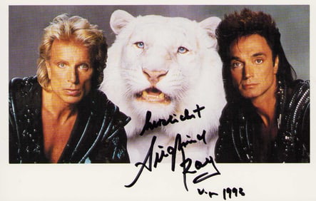 Sigfrid and Roy signed photograph