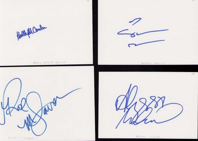 Charmed cast set of signatures