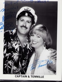 Captain and Tennielle signed photo