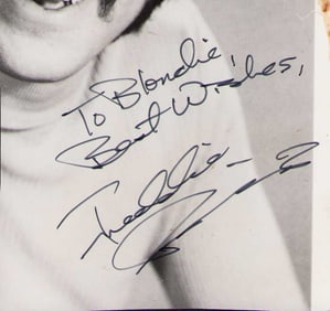 Freddie Prinze signature