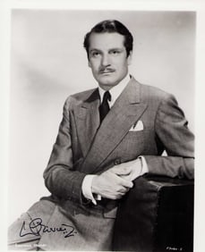 Lawrence O'Livier signed photograph