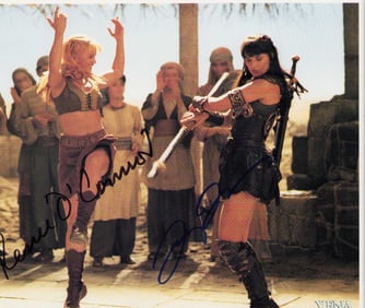 Xena Warrior Princess cast signed photograph