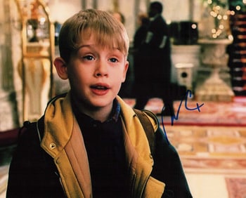 Macauley Culkin signed photograph