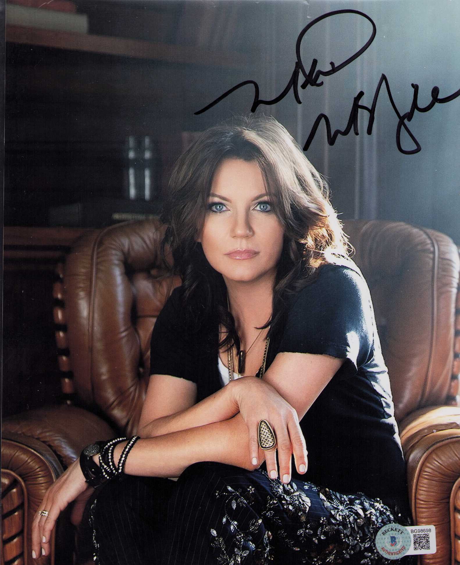 Martina McBride Beckett signed photograph (1 of 1)