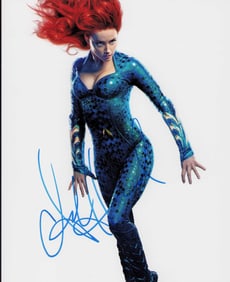 Amber Heard Aquaman signed photograph