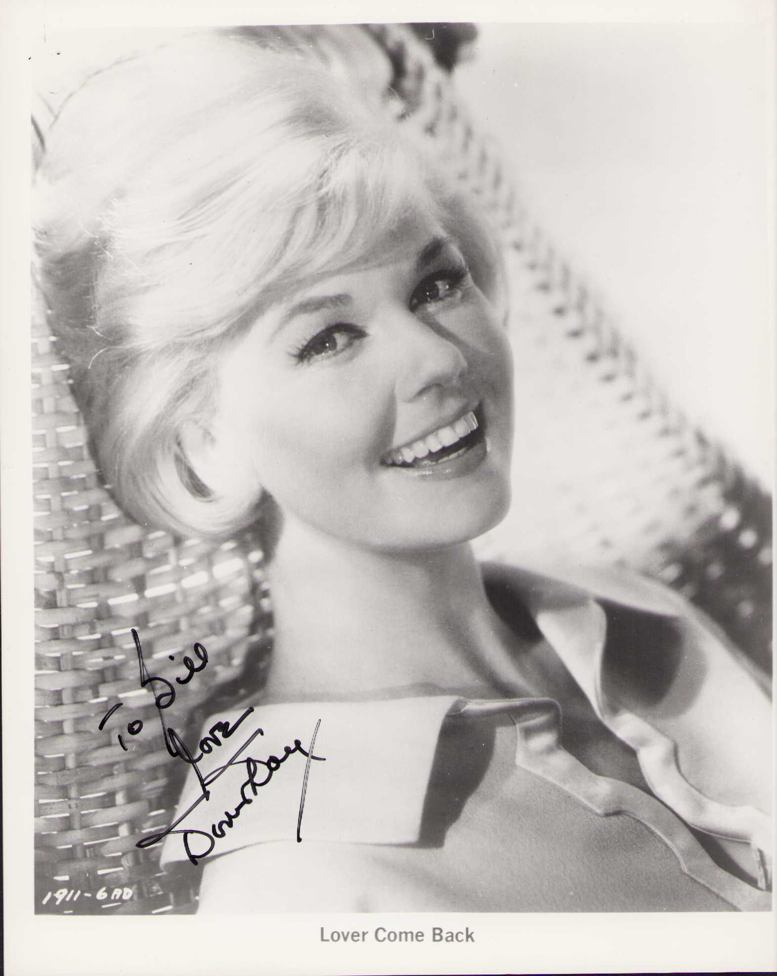 Doris Day vintage signed photograph (1 of 1)