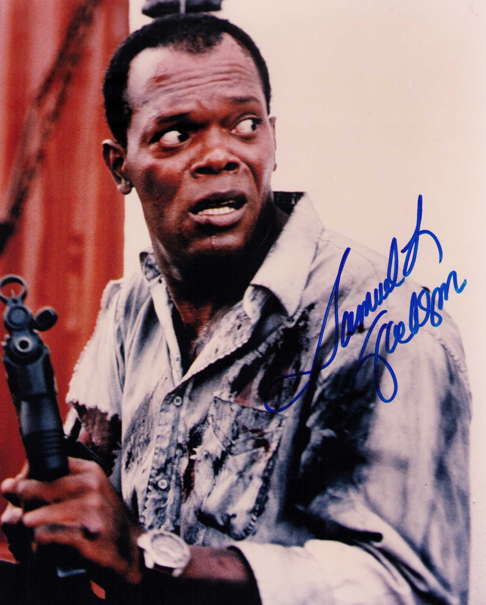 Samuel L Jackson signed photograph (1 of 1)